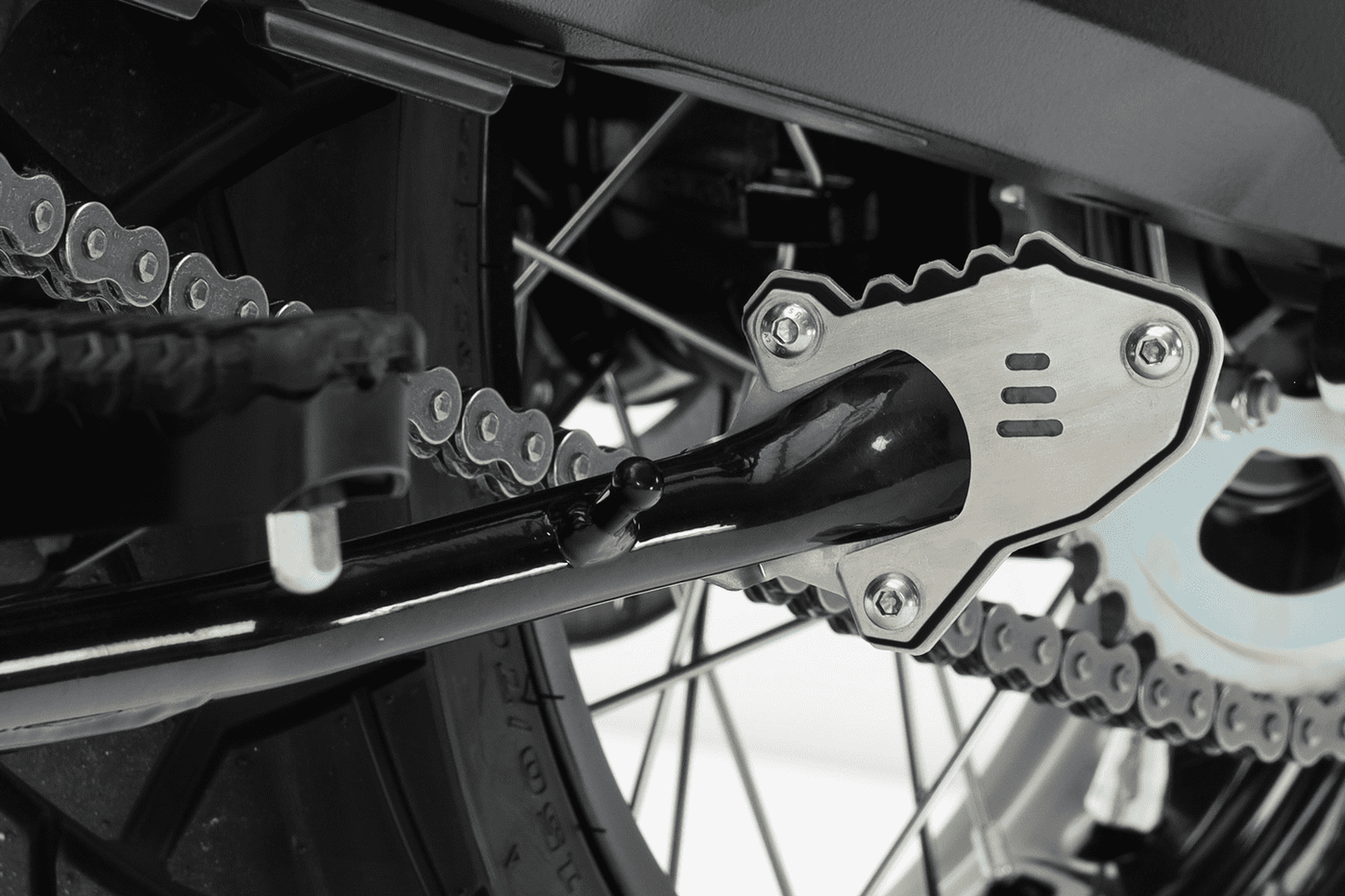 Suzuki V-Strom 800DE - Base Extension of The Side Stand