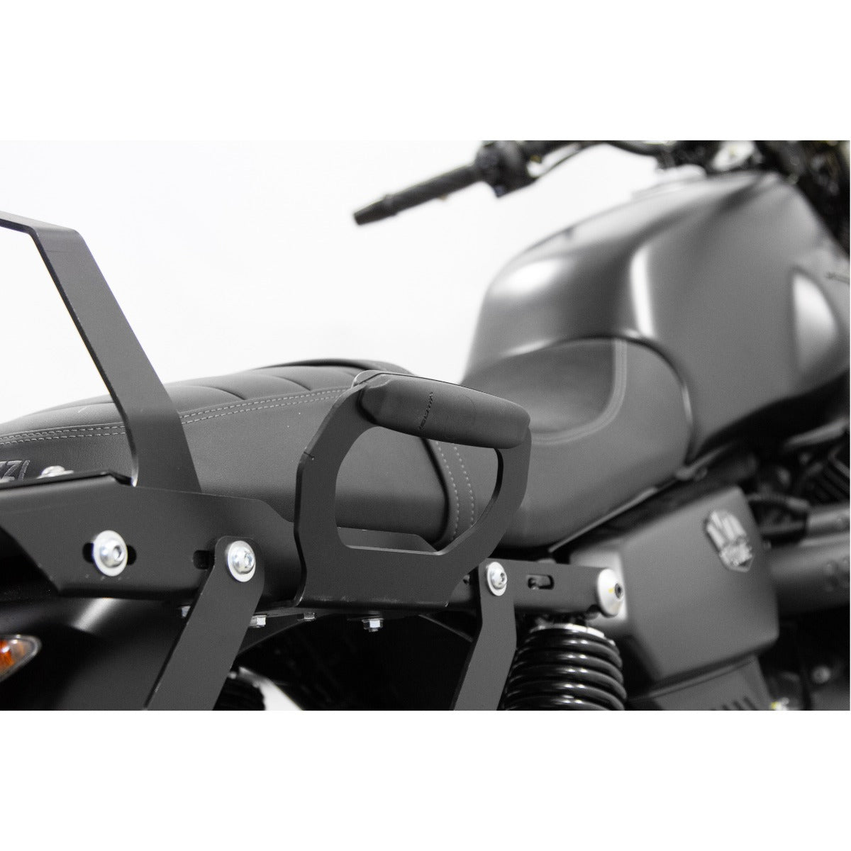 Moto Guzzi V7 Stone E5 - Pair of Passenger Handles