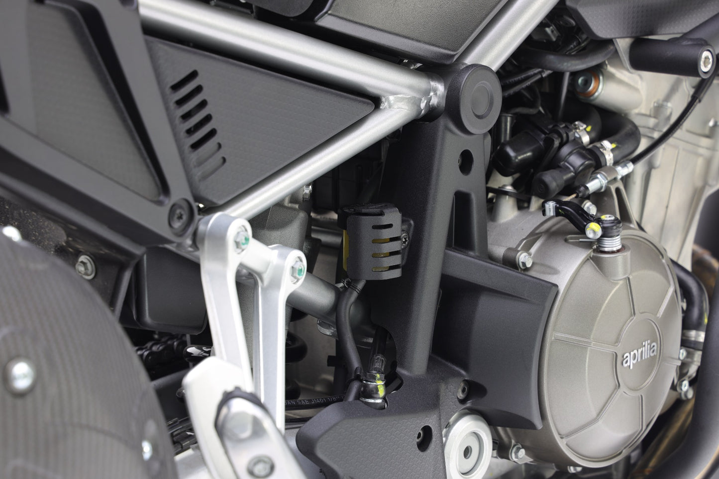 Aprilia Tuareg 660 - Rear Brake Fluid Reservoir Protection