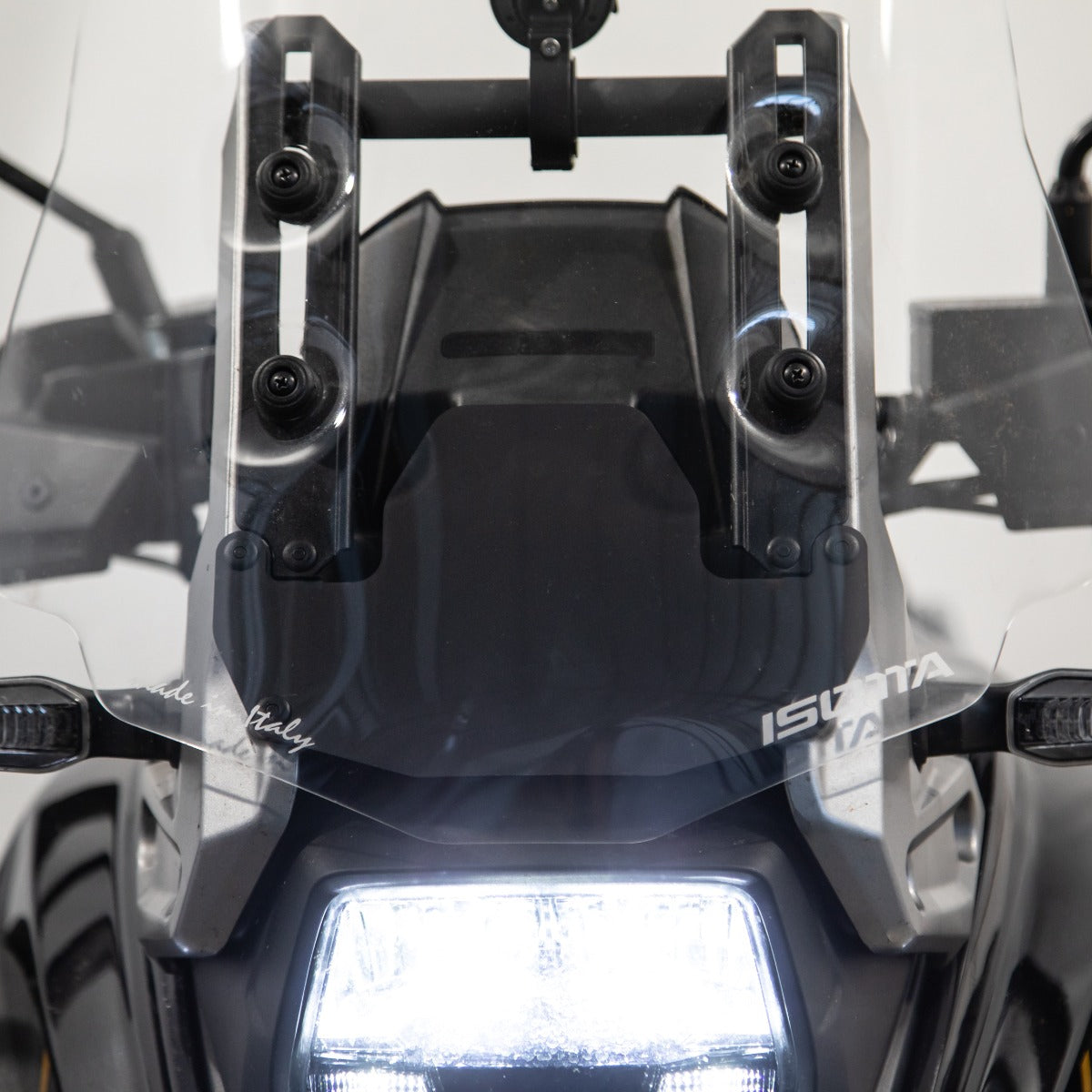 Suzuki V-Strom 1050 - Windshield Medium